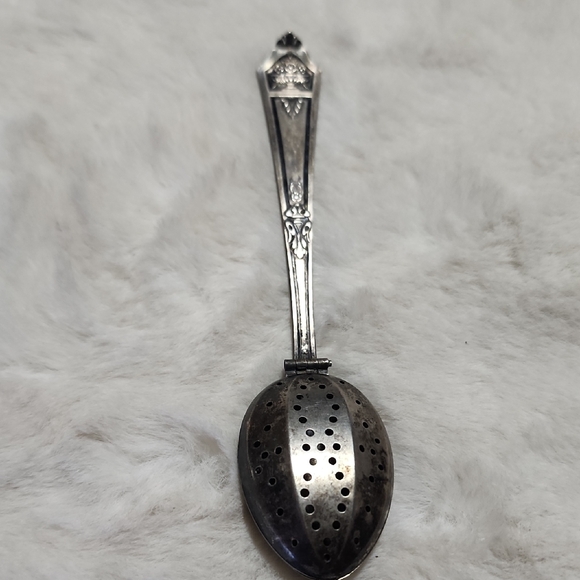 Elegant Silver Tea Infuser FRENCH PLATED - Picture 1 of 8